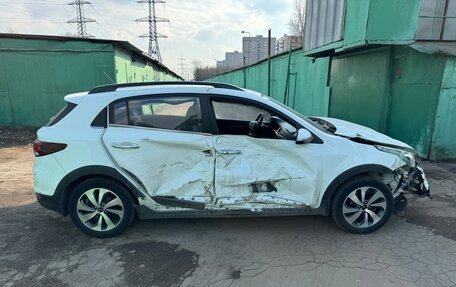 KIA Rio IV, 2018 год, 850 000 рублей, 2 фотография