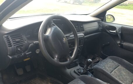 Opel Vectra B рестайлинг, 1999 год, 120 000 рублей, 3 фотография