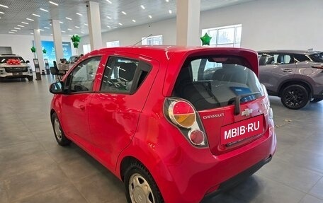 Chevrolet Spark III, 2011 год, 795 000 рублей, 9 фотография