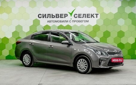 KIA Rio IV, 2018 год, 1 200 000 рублей, 5 фотография