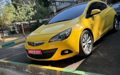 Opel Astra J, 2013 год, 870 000 рублей, 1 фотография