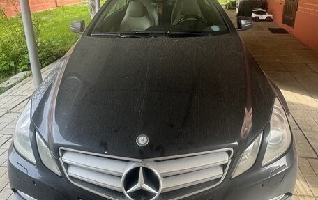 Mercedes-Benz E-Класс, 2012 год, 2 100 000 рублей, 1 фотография