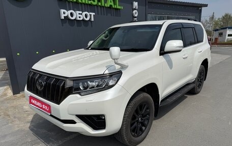 Toyota Land Cruiser Prado 150 рестайлинг 2, 2019 год, 4 300 000 рублей, 1 фотография