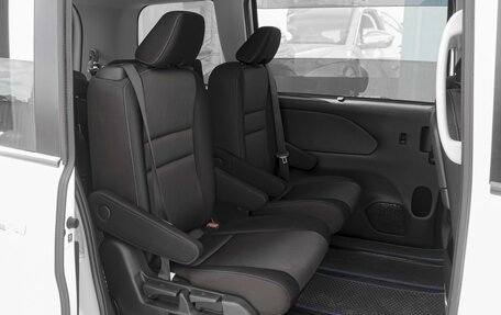 Nissan Serena IV, 2018 год, 1 999 000 рублей, 10 фотография