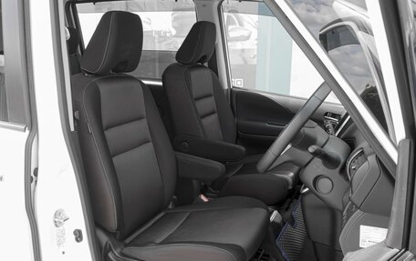 Nissan Serena IV, 2018 год, 1 999 000 рублей, 11 фотография