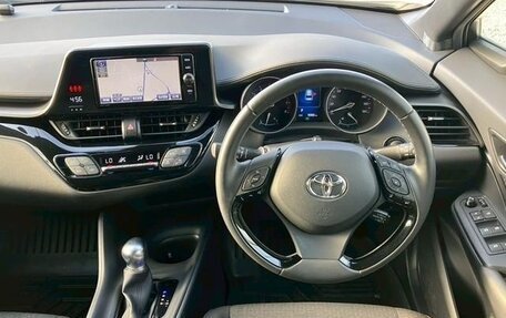 Toyota C-HR I рестайлинг, 2020 год, 1 489 810 рублей, 9 фотография