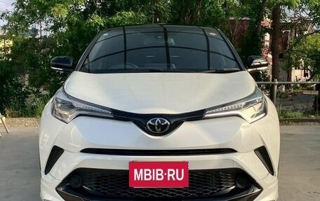 Toyota C-HR I рестайлинг, 2020 год, 1 489 810 рублей, 2 фотография