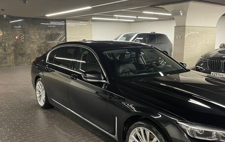 BMW 7 серия, 2019 год, 5 900 000 рублей, 3 фотография