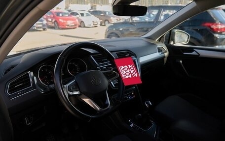 Volkswagen Tiguan II, 2021 год, 2 550 000 рублей, 5 фотография
