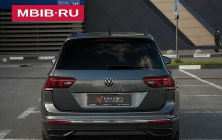 Volkswagen Tiguan II, 2021 год, 2 550 000 рублей, 4 фотография