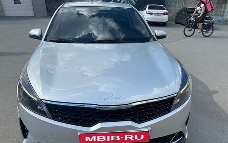KIA Rio IV, 2021 год, 1 670 000 рублей, 6 фотография
