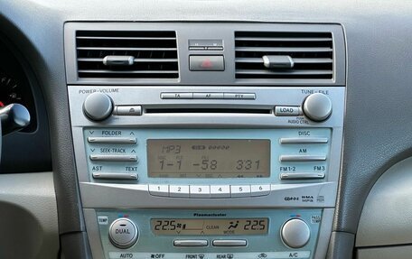 Toyota Camry, 2006 год, 1 049 000 рублей, 21 фотография
