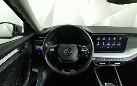 Skoda Octavia IV, 2020 год, 2 240 000 рублей, 12 фотография