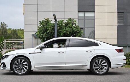 Volkswagen Passat CC, 2022 год, 2 580 000 рублей, 4 фотография
