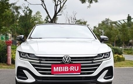 Volkswagen Passat CC, 2022 год, 2 580 000 рублей, 2 фотография