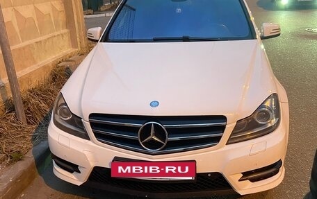 Mercedes-Benz C-Класс, 2013 год, 1 200 000 рублей, 2 фотография