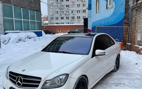 Mercedes-Benz C-Класс, 2013 год, 1 200 000 рублей, 7 фотография