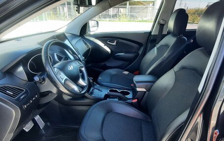 Hyundai ix35 I рестайлинг, 2010 год, 1 100 000 рублей, 10 фотография