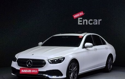 Mercedes-Benz E-Класс, 2022 год, 3 250 000 рублей, 1 фотография