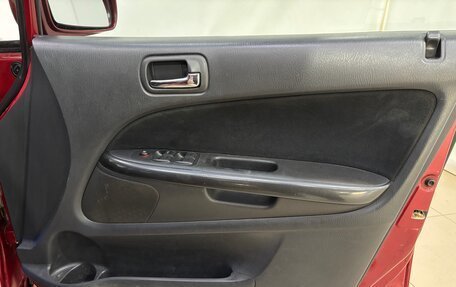 Honda Stream I рестайлинг, 2002 год, 429 000 рублей, 7 фотография