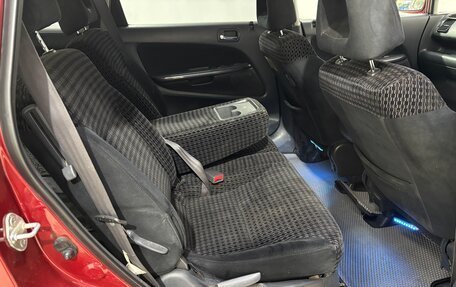 Honda Stream I рестайлинг, 2002 год, 429 000 рублей, 15 фотография
