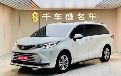 Toyota Sienna, 2021 год, 4 695 000 рублей, 1 фотография