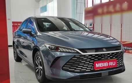 BYD Qin, 2025 год, 2 033 958 рублей, 1 фотография