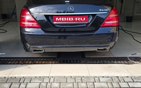 Mercedes-Benz S-Класс, 2011 год, 2 070 000 рублей, 1 фотография