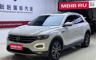 Volkswagen T-Roc I, 2021 год, 2 100 000 рублей, 1 фотография