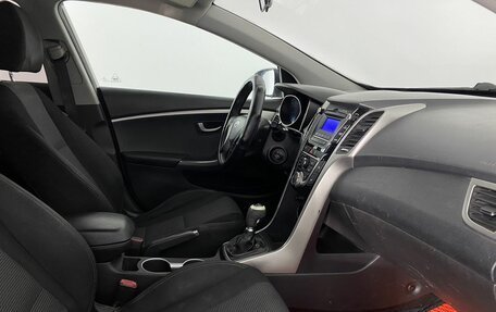 Hyundai i30 II рестайлинг, 2012 год, 750 000 рублей, 10 фотография
