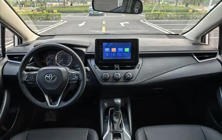 Toyota Corolla, 2022 год, 1 200 000 рублей, 10 фотография