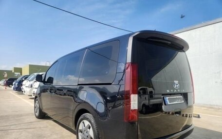 Hyundai Staria, 2021 год, 3 199 000 рублей, 4 фотография