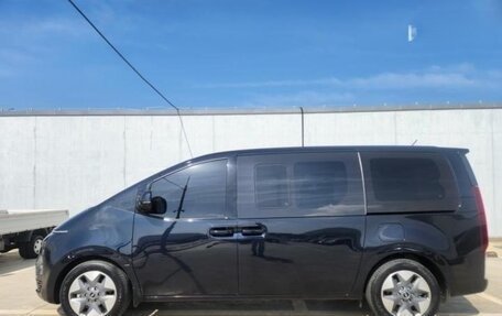 Hyundai Staria, 2021 год, 3 199 000 рублей, 3 фотография