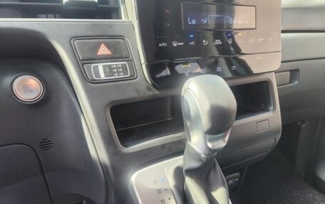 Hyundai Staria, 2021 год, 3 199 000 рублей, 14 фотография