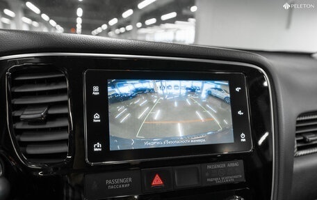 Mitsubishi Outlander III рестайлинг 3, 2018 год, 1 930 000 рублей, 17 фотография