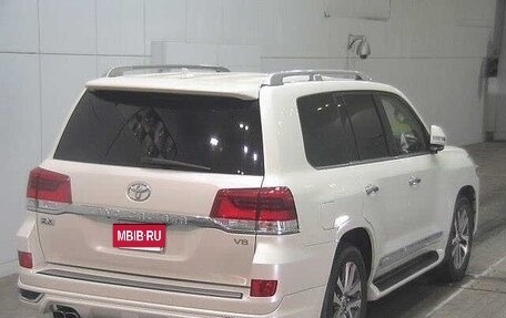 Toyota Land Cruiser 200, 2020 год, 8 236 000 рублей, 4 фотография