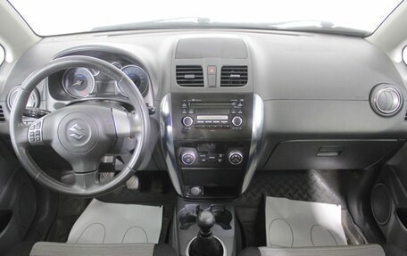 Suzuki SX4 II рестайлинг, 2010 год, 650 000 рублей, 11 фотография