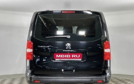Peugeot Traveller I, 2019 год, 2 777 000 рублей, 4 фотография