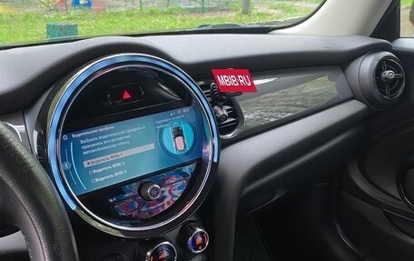 MINI Hatch, 2022 год, 3 500 000 рублей, 7 фотография