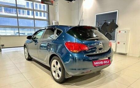 Opel Astra J, 2010 год, 640 000 рублей, 7 фотография