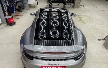 Porsche 911, 2022 год, 34 000 000 рублей, 2 фотография