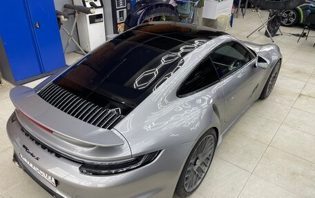 Porsche 911, 2022 год, 34 000 000 рублей, 4 фотография