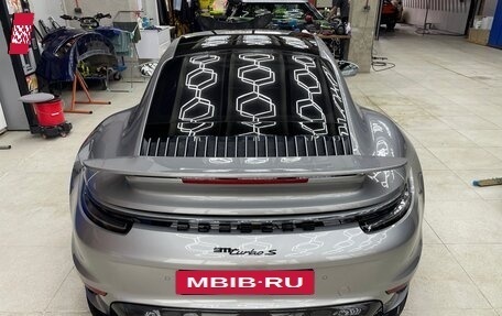 Porsche 911, 2022 год, 34 000 000 рублей, 7 фотография