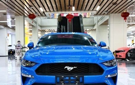 Ford Mustang VI рестайлинг, 2021 год, 4 466 861 рублей, 3 фотография