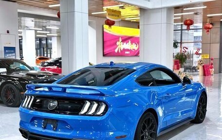Ford Mustang VI рестайлинг, 2021 год, 4 466 861 рублей, 7 фотография