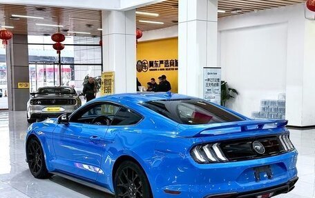 Ford Mustang VI рестайлинг, 2021 год, 4 466 861 рублей, 4 фотография