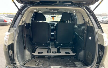 Toyota Estima III рестайлинг -2, 2012 год, 2 229 000 рублей, 20 фотография