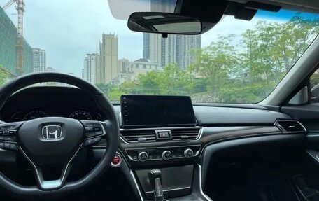 Honda Accord IX рестайлинг, 2022 год, 1 850 000 рублей, 16 фотография
