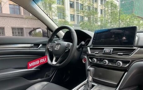 Honda Accord IX рестайлинг, 2022 год, 1 850 000 рублей, 15 фотография