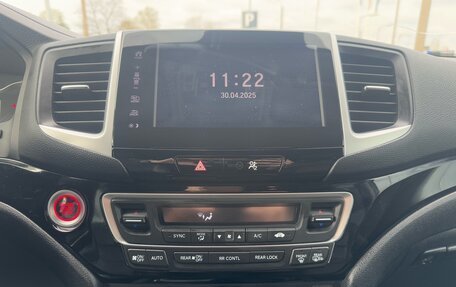 Honda Pilot III рестайлинг, 2018 год, 2 849 000 рублей, 10 фотография